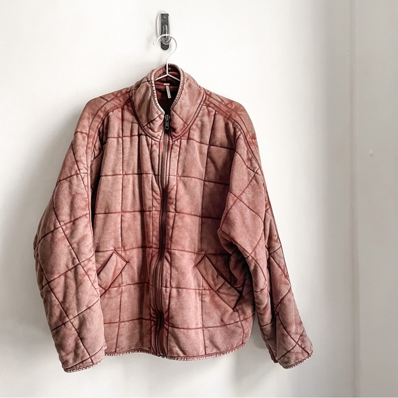 Free People Jackets & Blazers - Free People • 🍒 Cherry Cola Dolman Quilted Oversized Jacket